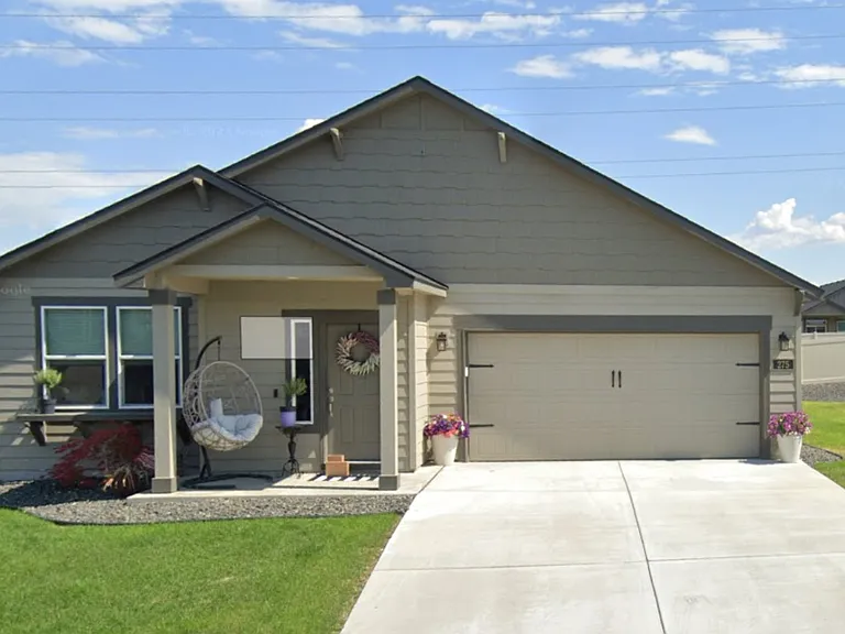 275 Wishkah Dr — Photo 1