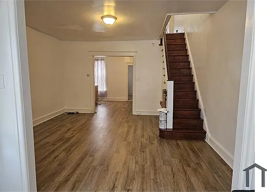 1094 Alcott St — Photo 5