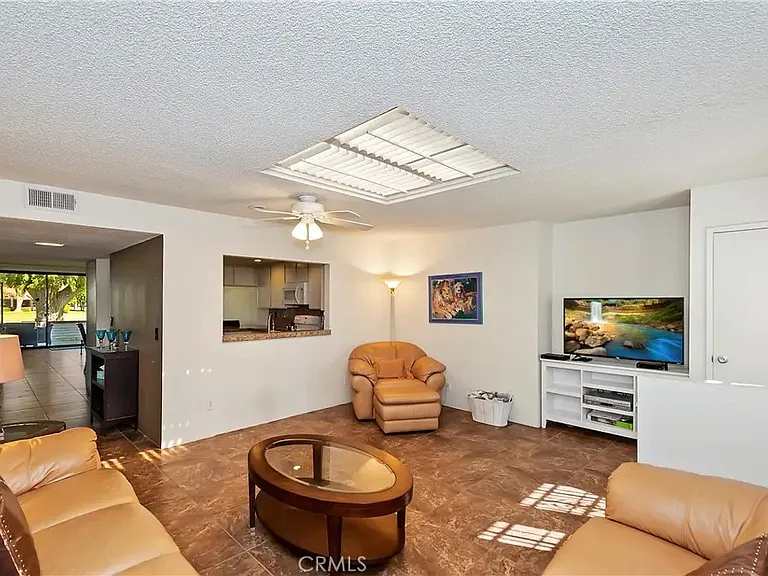 4 San Sebastian Dr — Photo 66