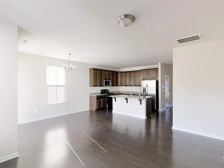 2542 Sunnybranch Ln — Photo 9