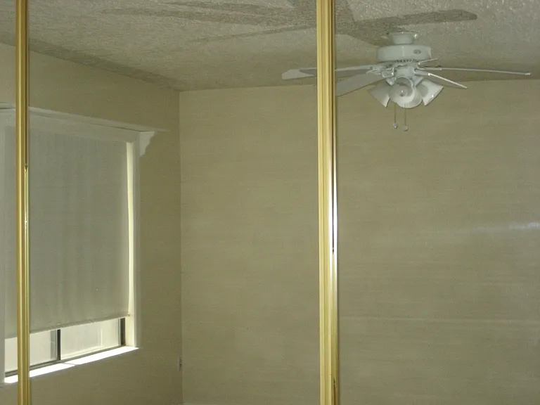 1084 E Navajo St — Photo 7