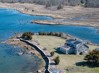 21 Shoreview Ave, Mattapoisett, MA 02739