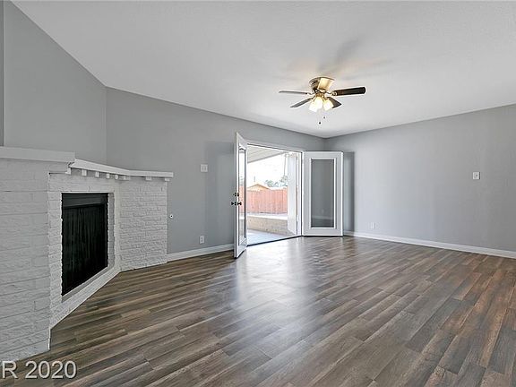 3rd image of 1104 Hazard Ave