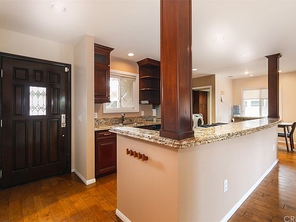 3rd image of 7119 Andasol Ave