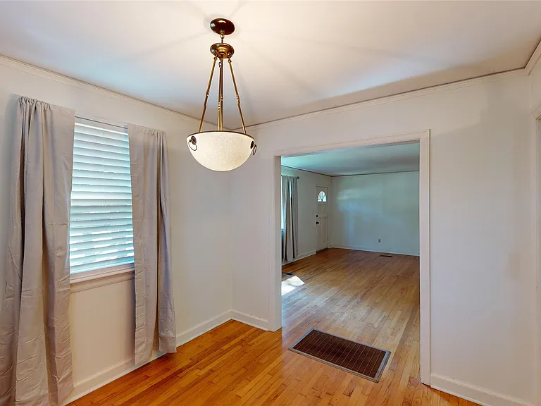 67 Holliday Dr — Photo 6