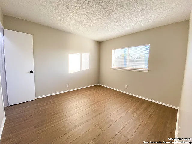 4203 Misty Springs Dr — Photo 17