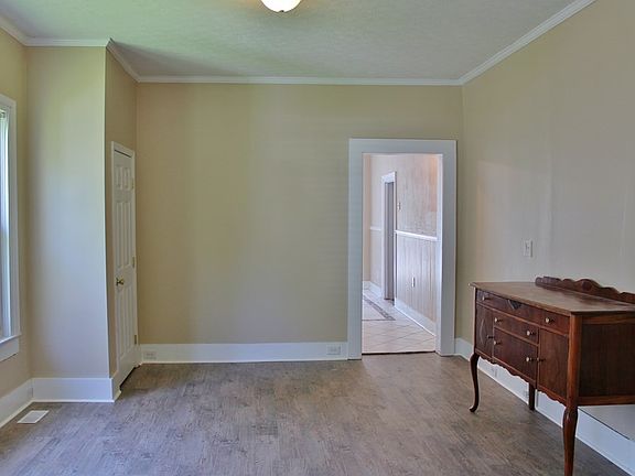 4th image of 1409 Hodges St