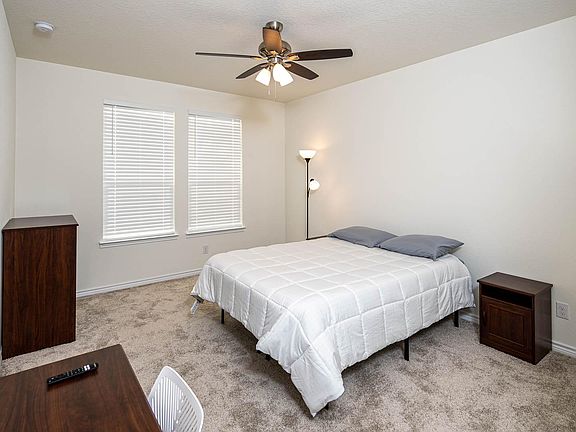 5th image of 4411 Tivoli Dr