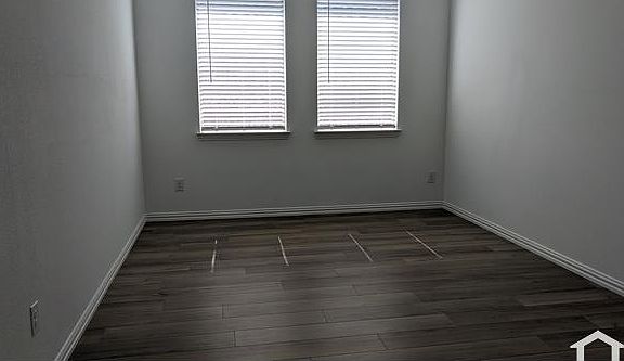 5th image of 2130 Donker Dr