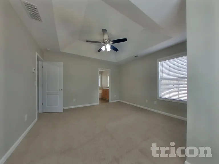 542 Meadow Spring Dr — Photo 6