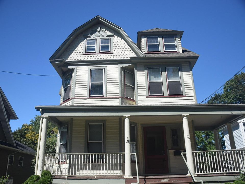 1st image of 27 Forest Ave #2