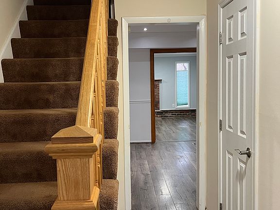 3rd image of 13223 Pleasantview Ln