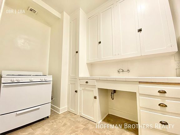4th image of 747 Wilcox Ave APT 103
