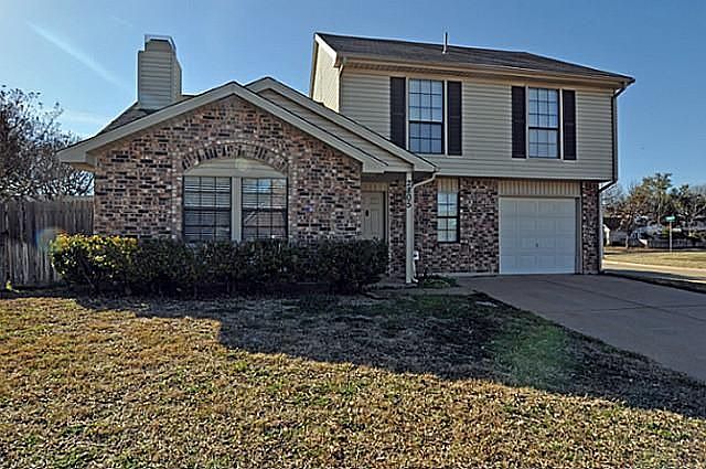 1st image of 2805 Silkwood Ct