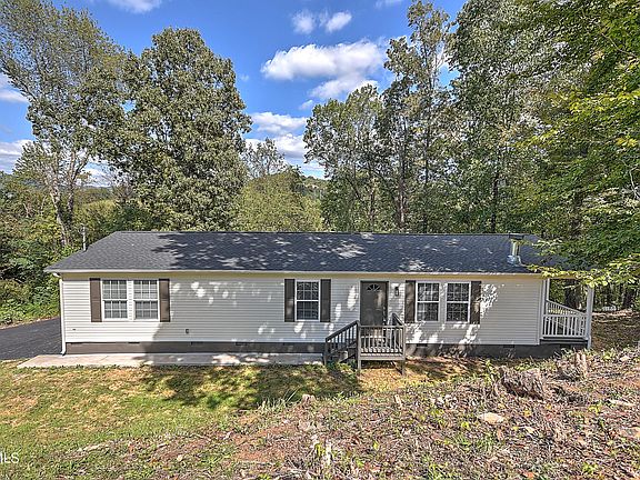 2nd image of 109 Daniel Ln