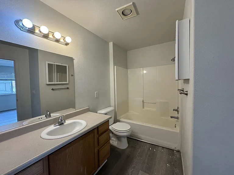 501 Briarwood Dr #1 — Photo 15