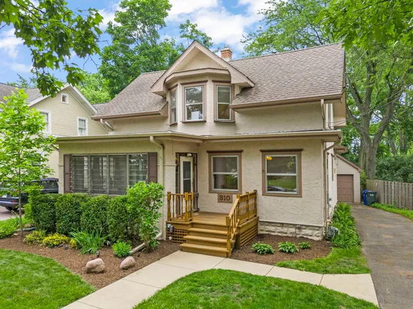310 Forest Ave, Glen Ellyn, IL 60137