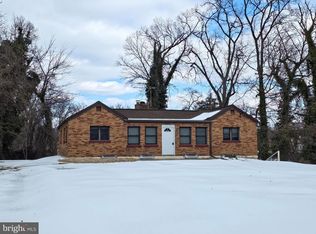 5110 S Barnaby Rd, Temple Hills, MD 20748