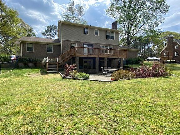 4th image of 3305 Countrywood Ln