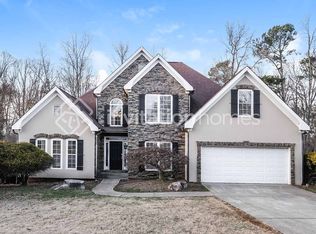 6223 Spring Lake Dr, Flowery Branch, GA 30542