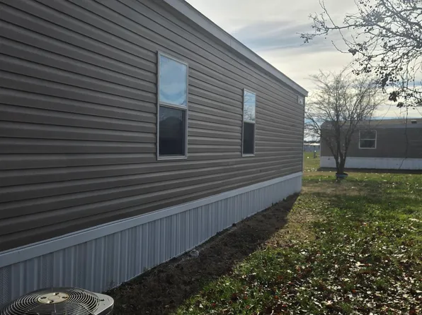 1600 S Engle St Lot 94, Aurora, MO 65605