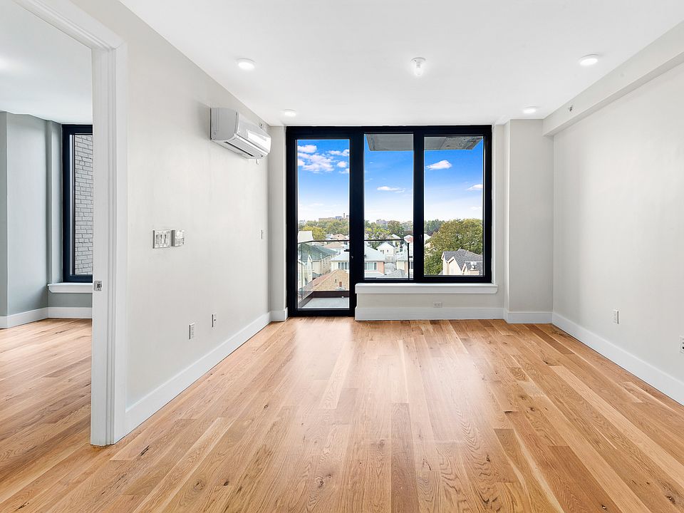 1st image of 1544 Ocean Pkwy APT 6F