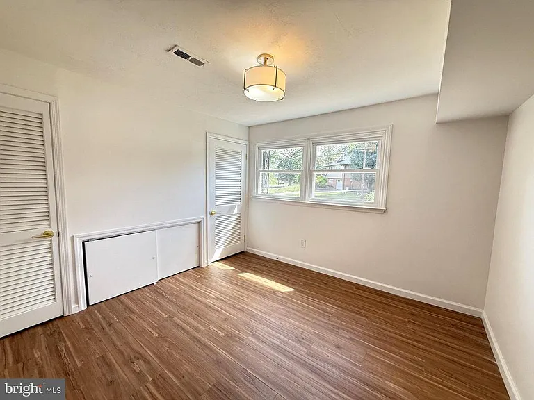 355 Cherry Hill Blvd — Photo 12