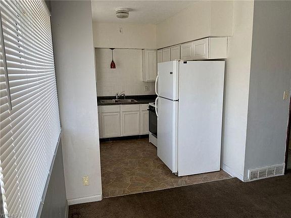 2nd image of 1 Three Acres Dr #1-3-6