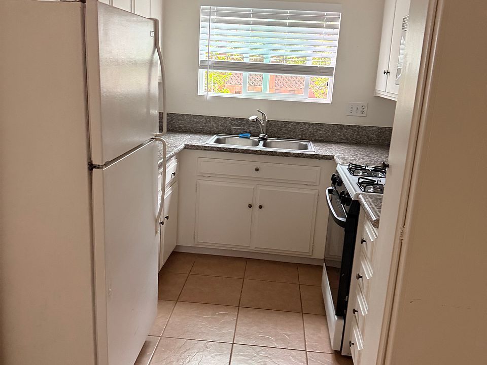 1st image of 4305 Kendall St APT 3