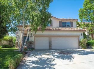 21112 Oakleaf Canyon Dr, Santa Clarita, CA 91321