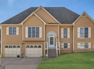 39 Lambeth Dr, Hiram, GA 30141