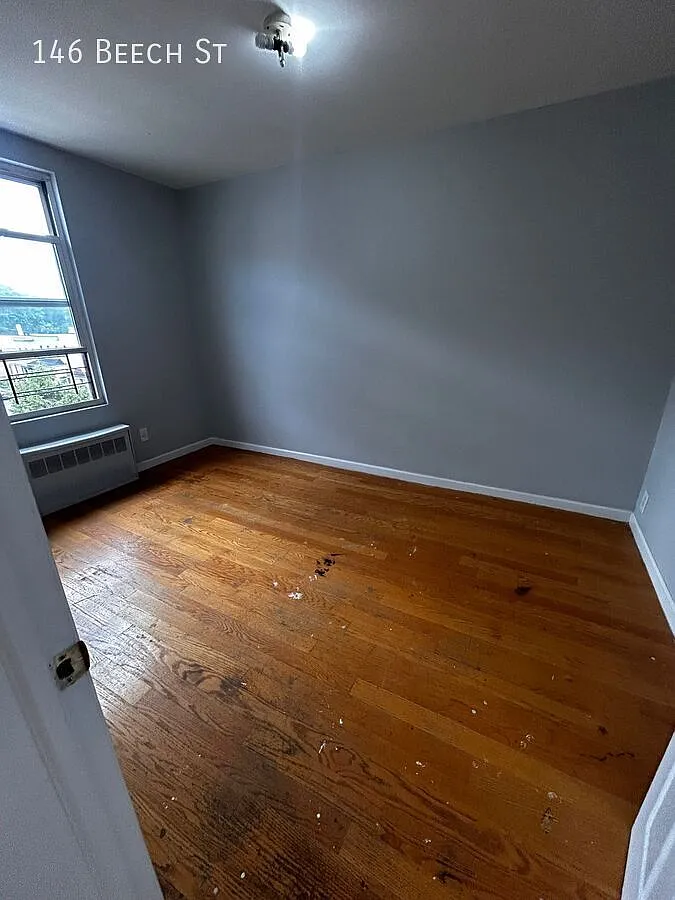 3 bed, $2,600 — Photo 1