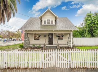 1192 E 9th St, Upland, CA 91786