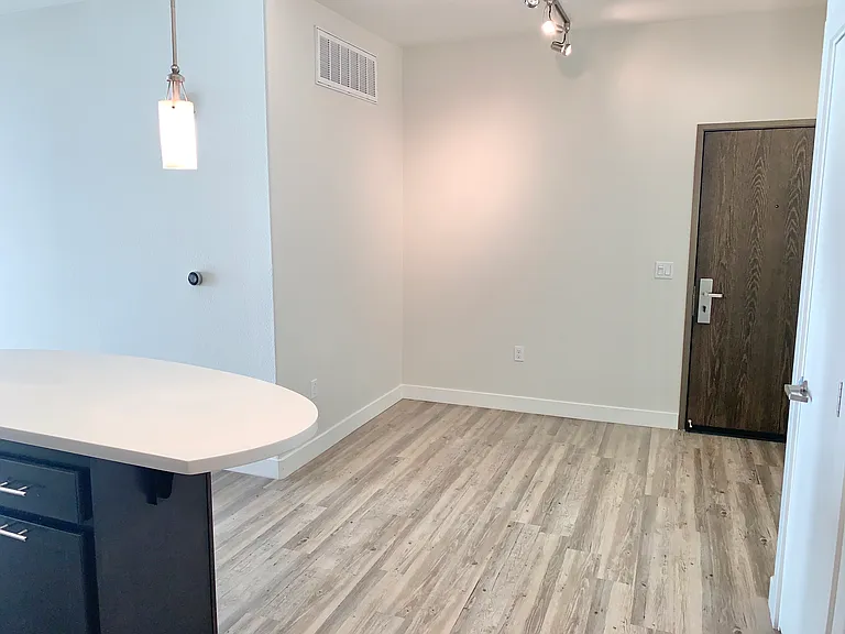 Urbana East Village Rental Flats — Photo 41
