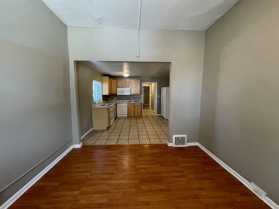2nd image of 1444 Lowell Blvd