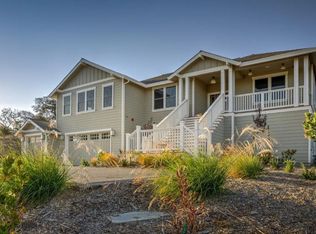 715 La Raye Ln, Petaluma, CA 94952
