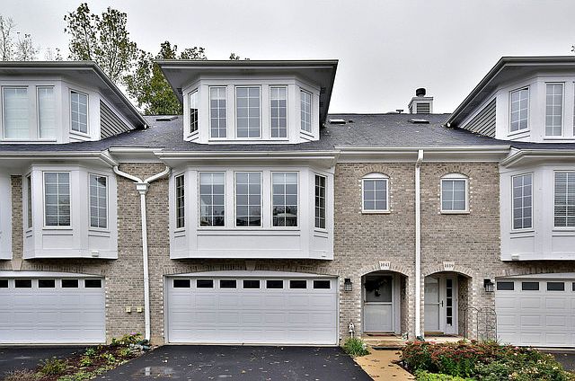 1st image of 1041 N Glenview Ct