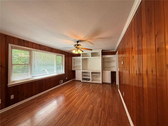 4th image of 1395 Siesta Ln
