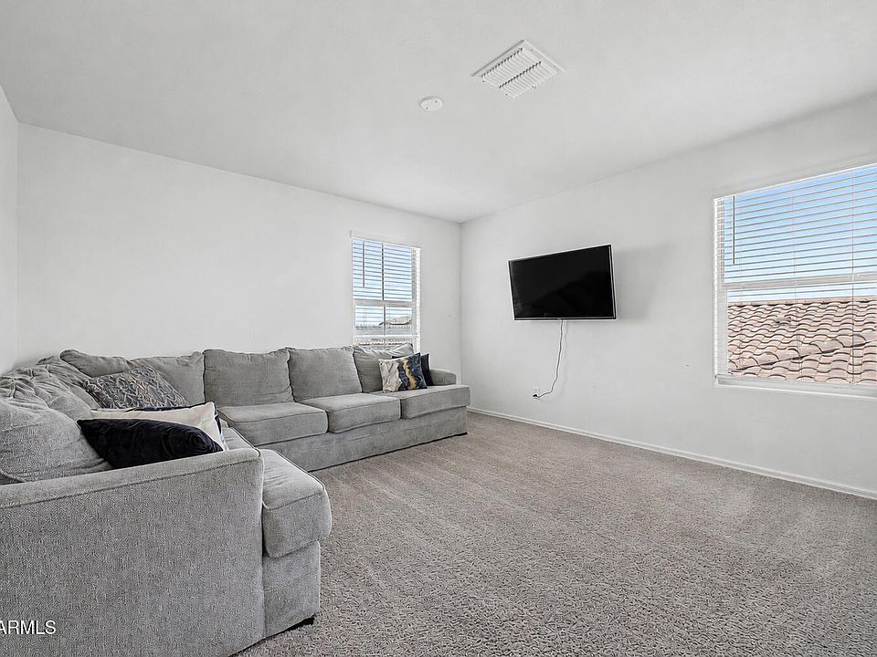 2nd image of 2333 W KOWALSKY Lane