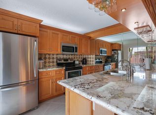 6021 NW 54th Ln, Tamarac, FL 33319