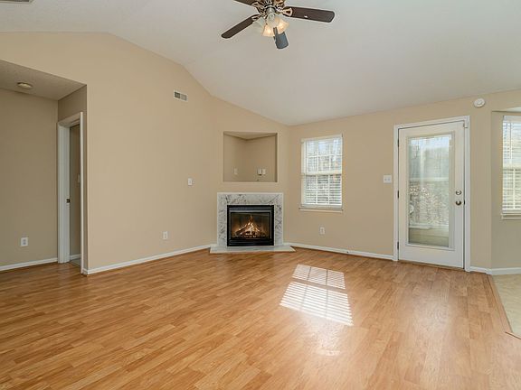 4th image of 2525 Hemby Woods Dr