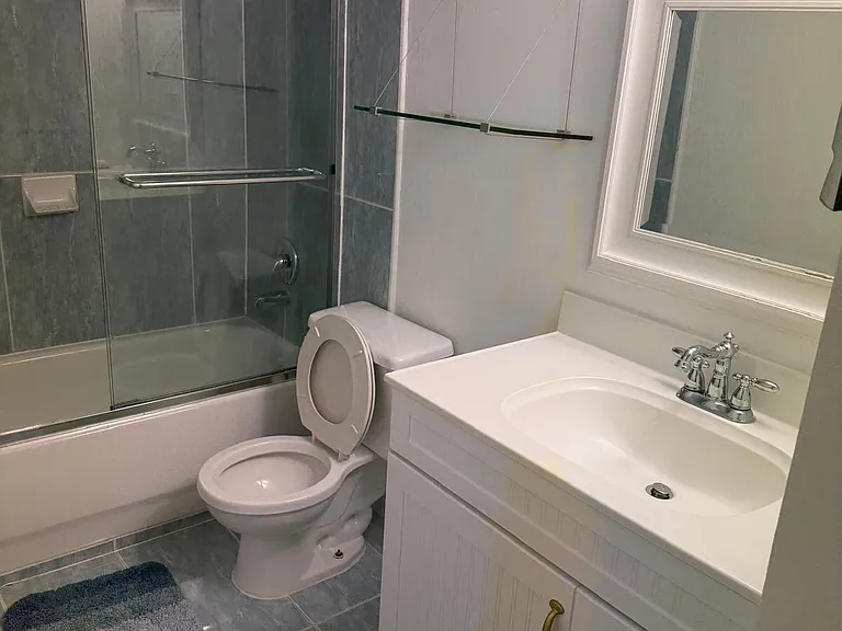 5415 Collins Ave #202A — Photo 17