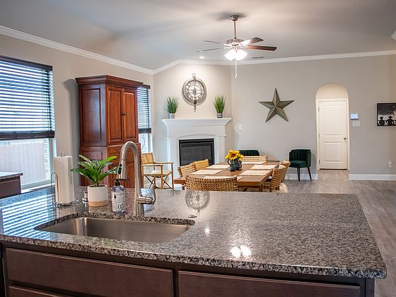 5th image of 15224 Holly Bay Ct
