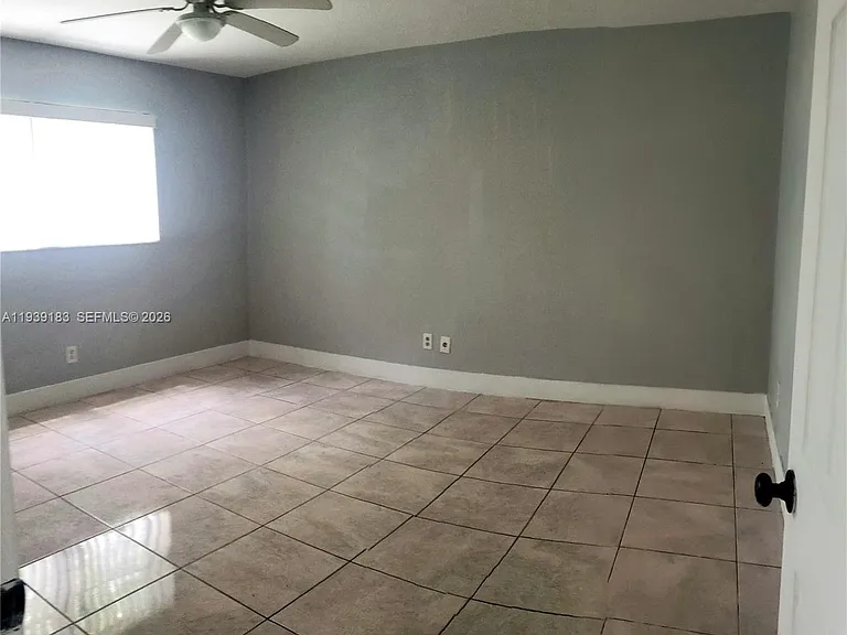1450 NE 191st St #201 — Photo 6