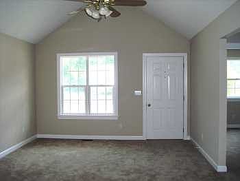 3rd image of 209 John Ave