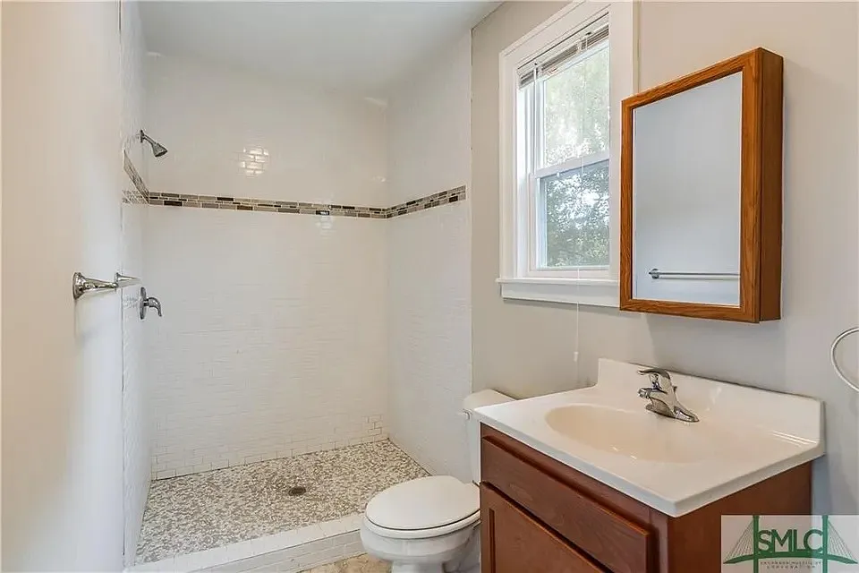 2 bed, 2.5 bath, 1400 sqft, $2,200 — Photo 4