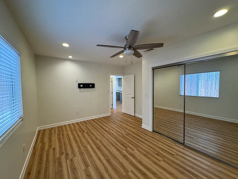 2150 Crescent Ave — Photo 22