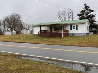 107 Roberts Ln, Crawford, TN 38554
