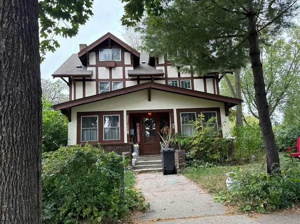 2204 Garfield St NE, Minneapolis, MN 55418