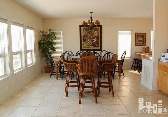 5th image of 1047 S Fort Fisher Boulevard
